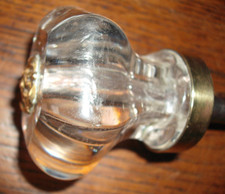 Ancienne poignée de porte en verre cristal et laiton