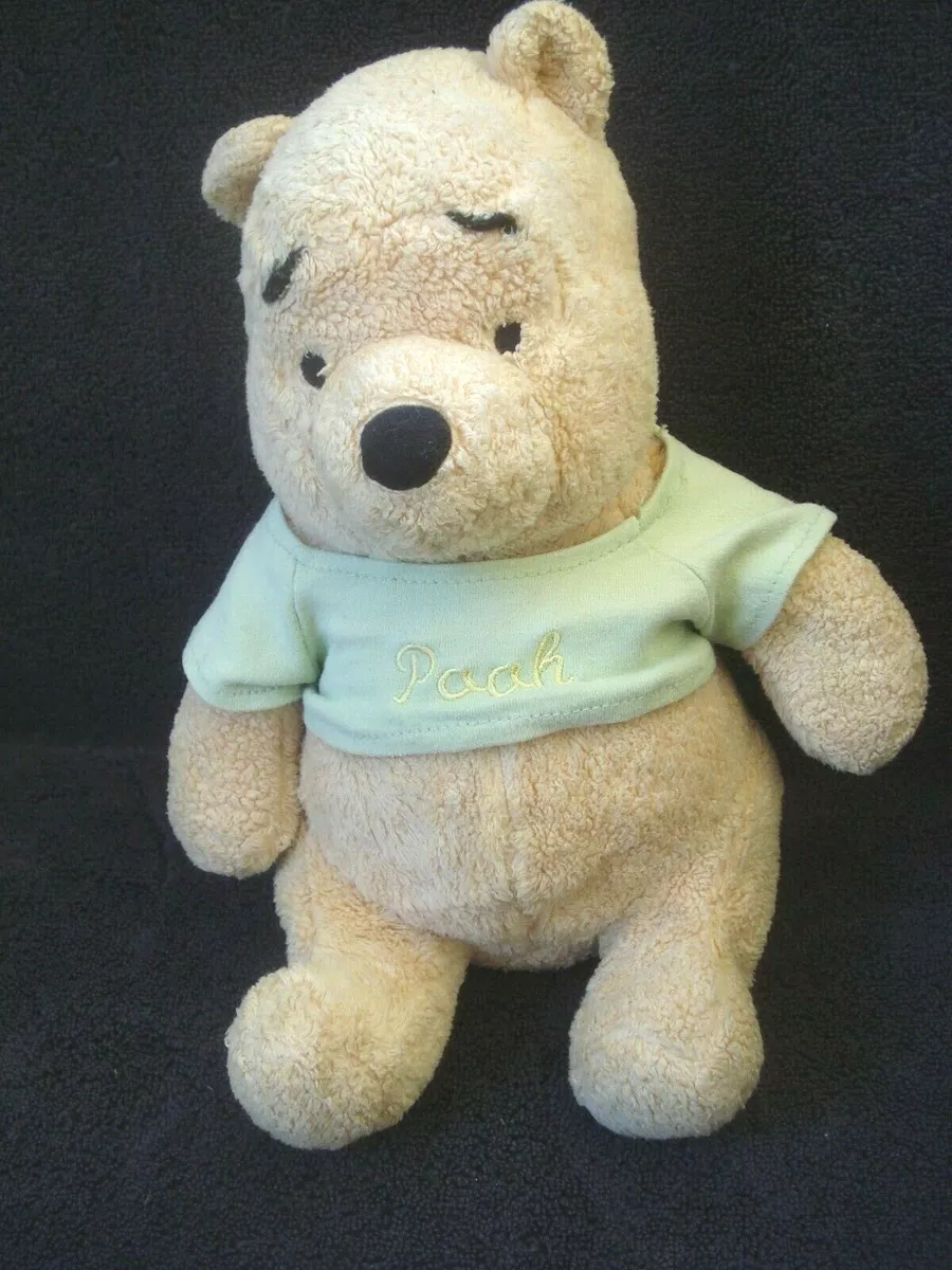The Wonderful World of Disney Winnie the Pooh Plush Sitting 10