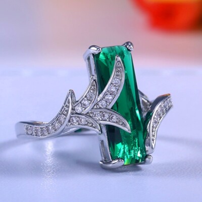 Gift for Her Silver Plated Designer Leafy Ring 3Ct Simulated Emerald Pretty Ring