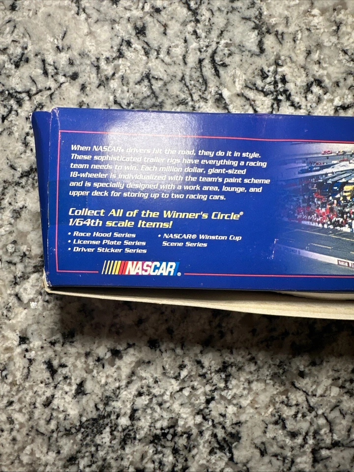 Kevin Harvick GM Goodwrench Service Plus 1:64 Trailer Rig #29 Kevin Harvick - Image 4 of 4