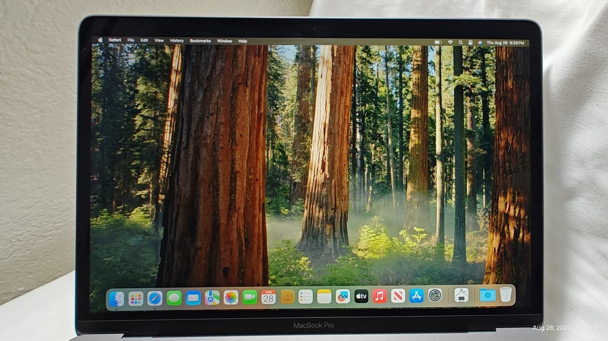 【Win11＋Office】MacBook Pro 13㌅ i5/8G/256G Apple MacBook Pro 13-inch Renewed - 8GB RAM, 256GB SSD