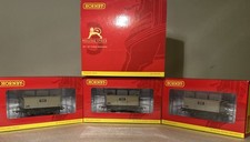 *BRAND NEW* HORNBY (R6506) Set of 3x 27 Ton Iron Ore Tippler Wagons - Weathered