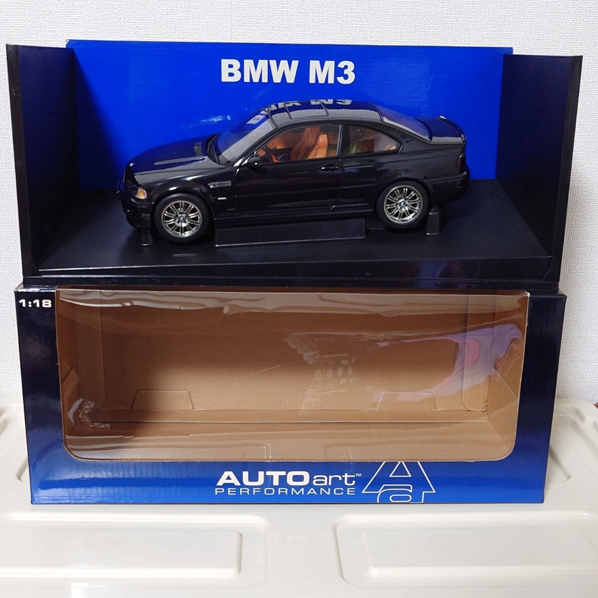 Miniature BMW 320si E46 WTCC 2006 Jörg Müller – Autoart 1/18 – Collection