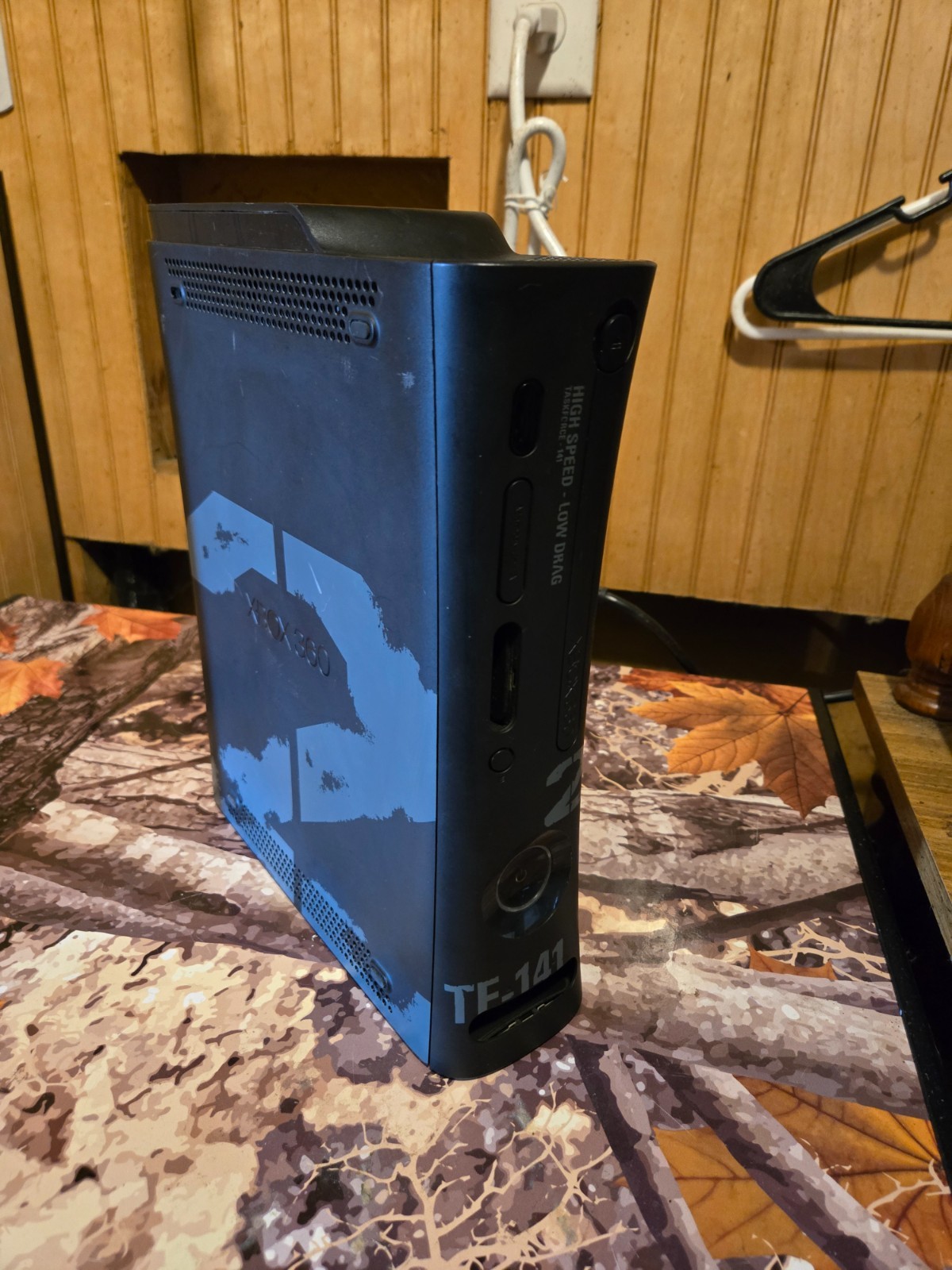 Xbox 360 mw2 edition console ONLY