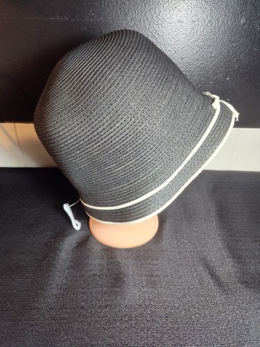 Cappello Cloche Donna Nuovo Vecchio Stock Bambù Bianco e Nero Estivo Beachy Chic - Foto 4 di 5