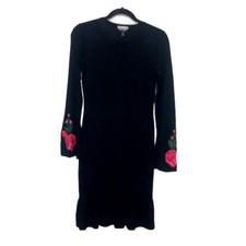 𝅺Allison Britney Size Small Black Embroidered Sweater Long Sleeve Dress