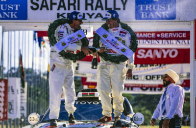 Ian Duncan and David Williamson celebrate victory WRC Rally Car 1994 Old Photo 2