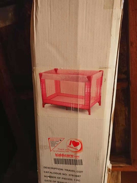 isafe rest and play travel cot