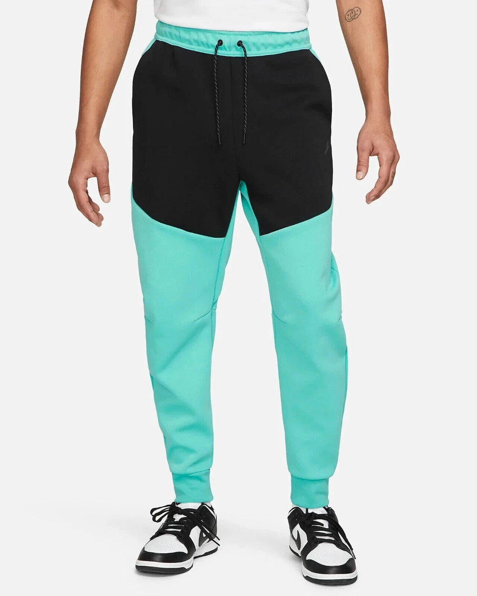 Nike Sportswear Men s Tech Fleece Joggers Pants Washed Teal