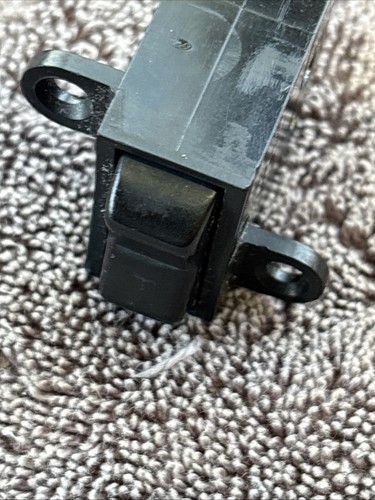 Corvette C4 Mirror Side Selector Switch Used. - Picture 4 of 11