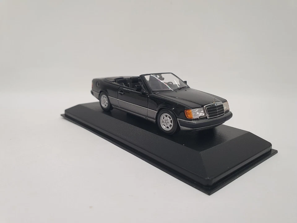 1/43 MERCEDES-BENZ 300 CE-24V CABRIOLET E-CLASS 1990 MINICHAMPS 400037030 - Image 4 of 4