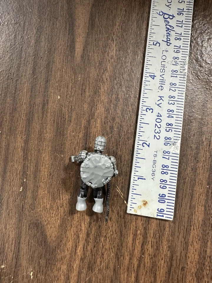 ARMORED SPIDERMAN Mega Bloks Marvel Series 1 second release RARE H17 - Image 2 of 2