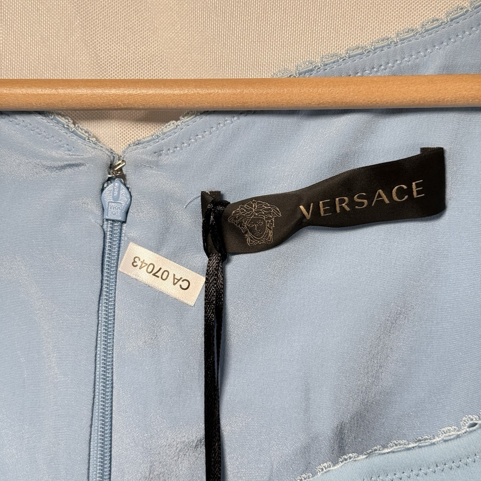 NWT Gianni Versace Light Blue Solid Pattern Dress Modello A78584 Size 36/ USA 2 thumbnail 15