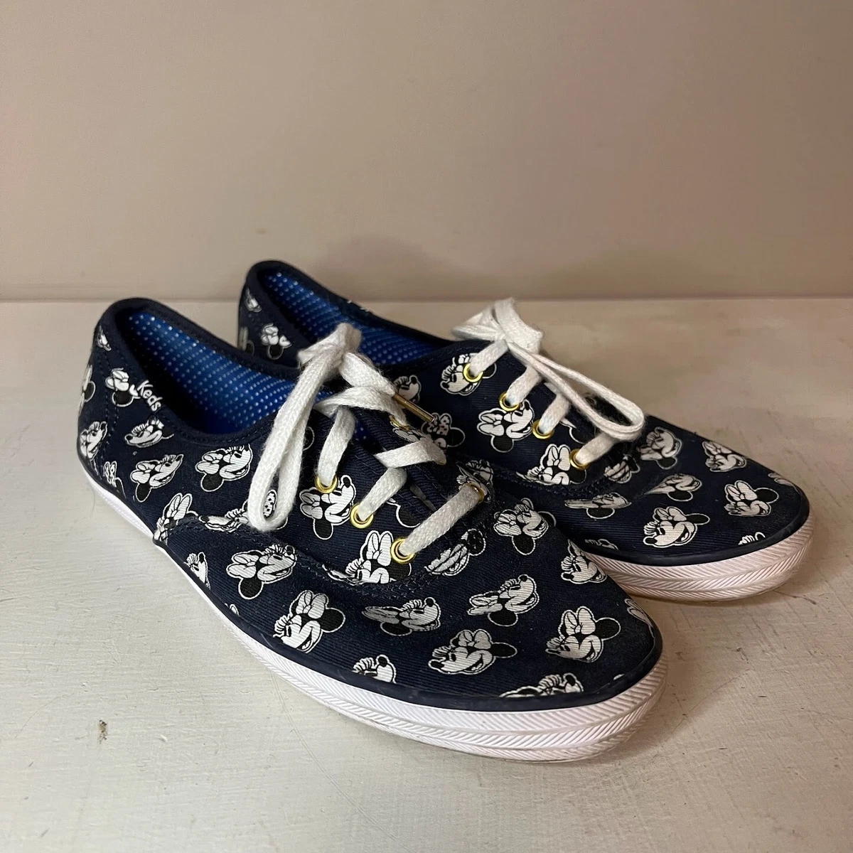 Minnie keds shop