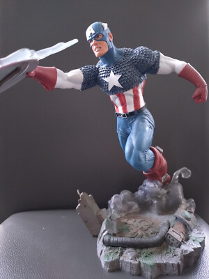 Figurine Marvel Captain America – Diamond Select Toys – 23 Cm – PVC – MIB