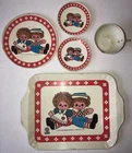 Vintage 1972 Chein Tin Raggedy Ann And Andy Tea Set, Incomplete. 5 Pieces.