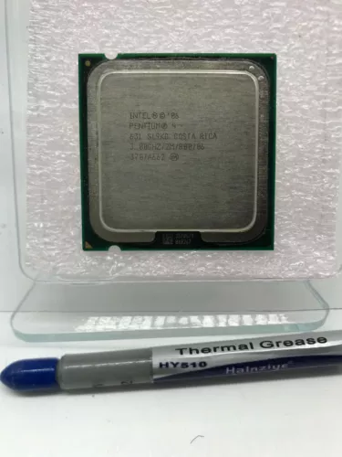 Intel Pentium 4 631 SL9KG 3.00GHz LGA 775 800MHz CPU Processor 2MB L2 - Picture 2 of 2