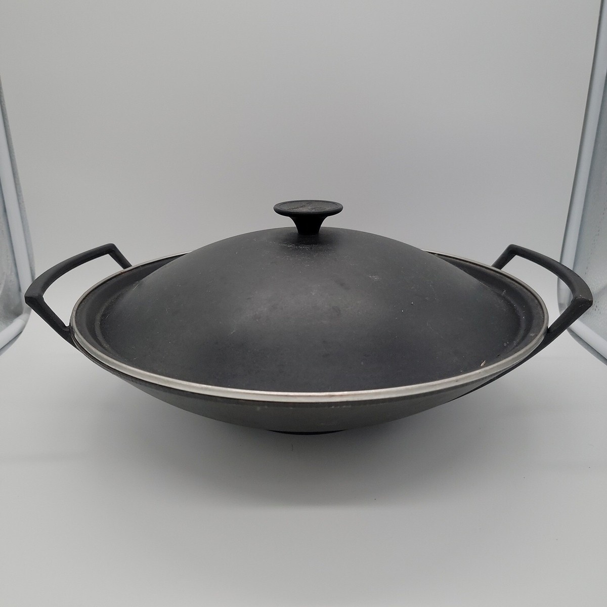 Le Creuset Black Cast Iron Wok 14