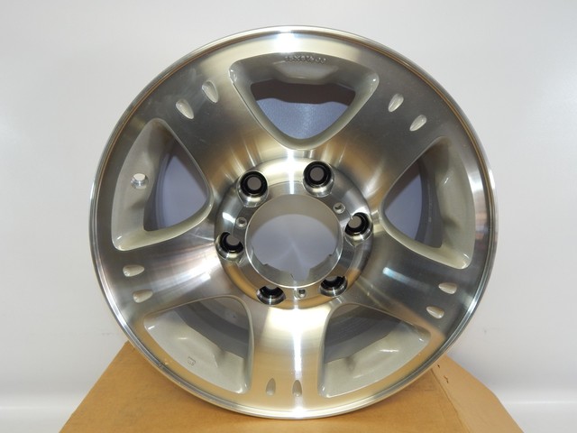 Isuzu Rodeo Machined 15 Inch OEM Wheel 