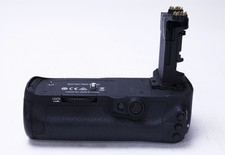 Canon BG-E20 Battery Grip for EOS 5D Mark IV DSLR camera