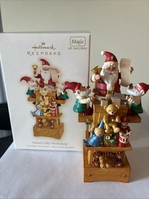 Hallmark 2009 Ornament Santa's Jolly Workshop Magic Sound Light (AB)