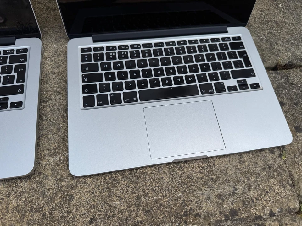 Job Lot x2 Apple MacBook A1502 for Parts Crack screen, missing parts, not tested - Image 3 of 4