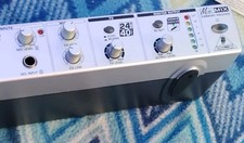 Behringer MiniMIX Karaoke Machine Voice Canceller DSP Effects Silver Black