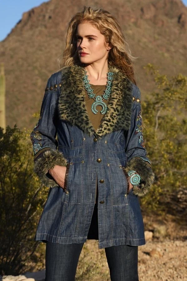 DOUBLE D RANCH Snow Leopard Field Jacket Size X Small
Opens in a new window or tab
