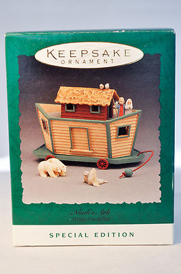 Hallmark - Noah's Ark - 3 Piece Set - Special Edition - Classic Ornament