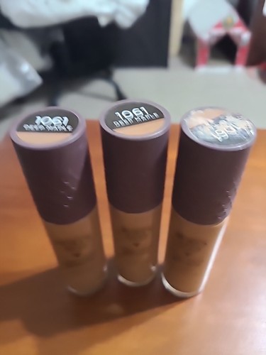 (3) Burt's Bees Goodness Glows Liquid Foundation,1 oz 1061 Deep Maple 3 Bottles - Picture 2 of 4
