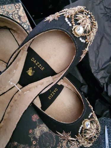 Sandali/scarpe pakistani Khussa taglia 5 abbaglianti di Sarah Ali Xeeshan/tradizionali - Foto 5 di 7