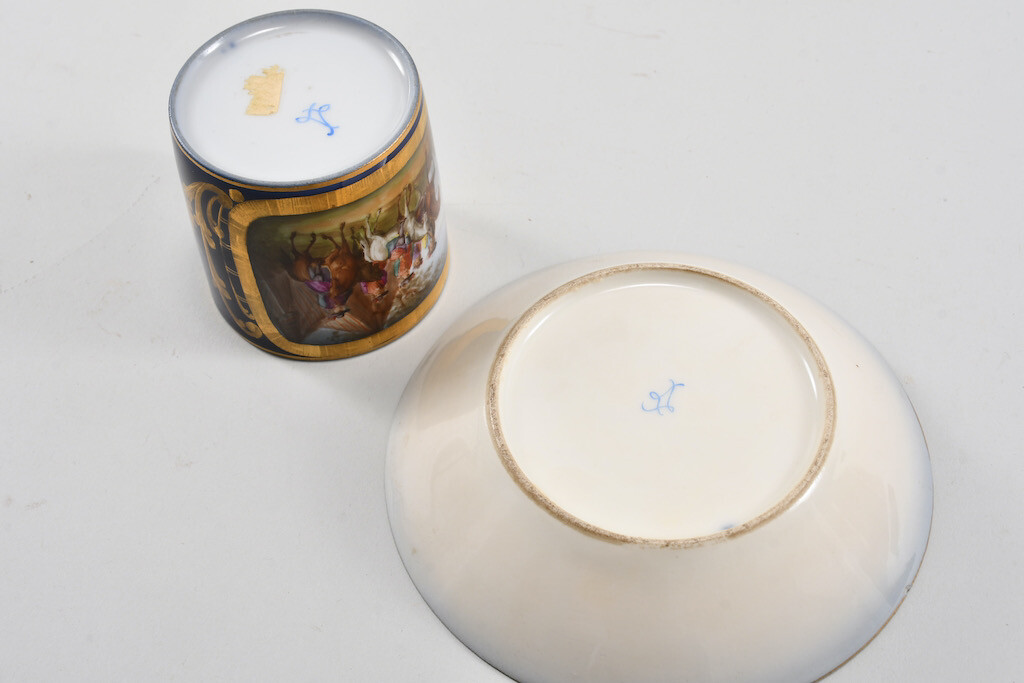 M30O16 Sèvres Porzellan Tasse, Reiter Gesellschaft im Lager, 19.Jh. eBay