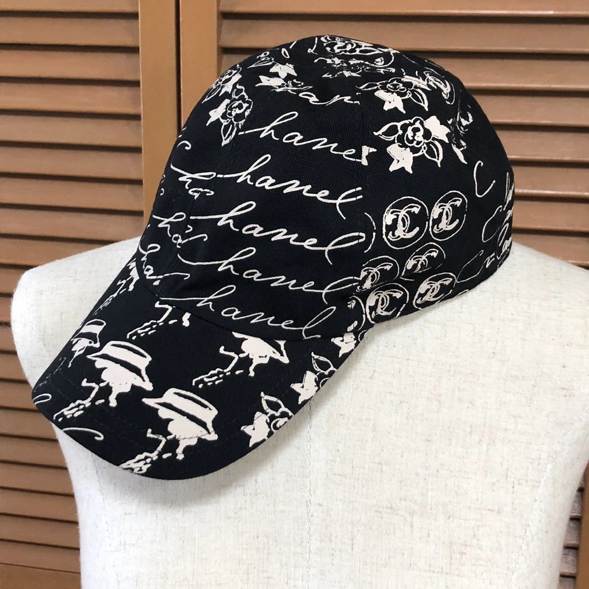 CHANEL Baseball Cap Black & White Coco Mademoiselle Camellia CC Logo Hat  Size S