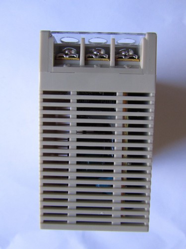OMRON S82S-7712 DC-DC CONVERTER UNUSED. - Picture 6 of 10