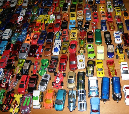 Kiste Spielzeugautos Konvolut Autos Hot Wheels Siku Matchbox Hotwheels 1kg - Bild 9 von 12