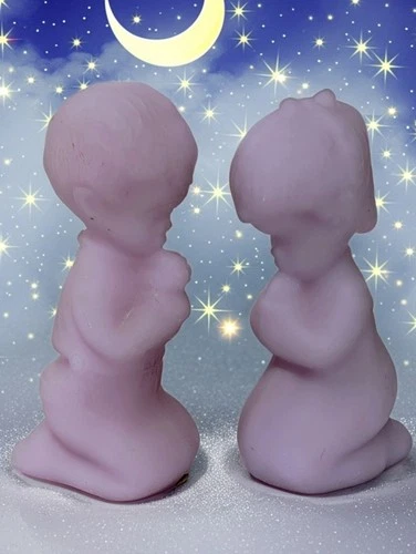 Fenton Art Glass Lavender Satin Boy And Girl Praying Figurines