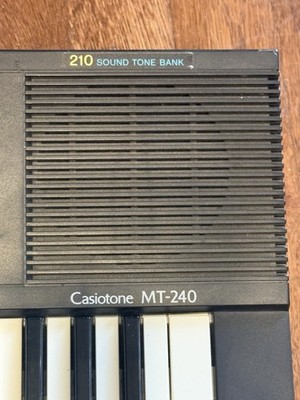 Vintage Casio Tone MT-240 Keyboard Midi Synthesizer 210 Sound Tone
