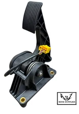 Mercedes Actros Econic Trucks A9413000104 Accelerator Pedal w Position Sensor