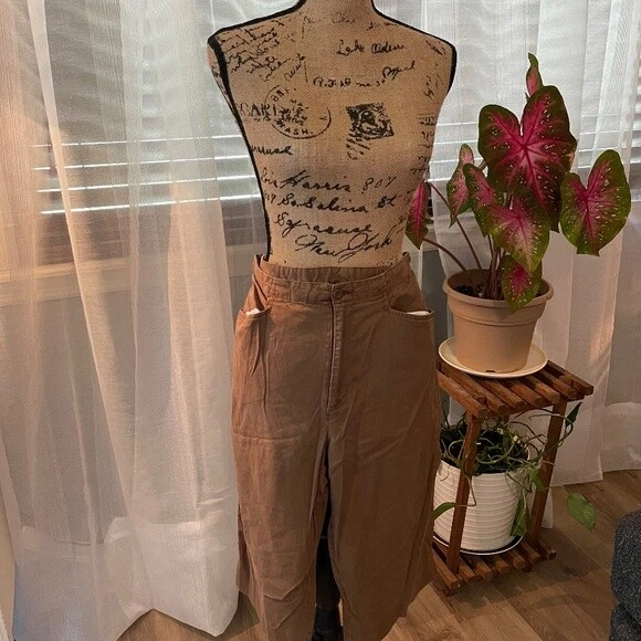 White stag capri pants sales
