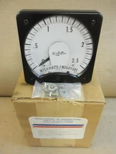 NEW WESTINGHOUSE KX-241AX 0.00-2.5 MEGAWATTS/MEGAVARS METER "AK"