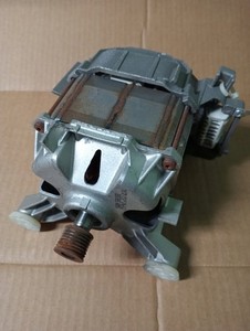 Siemens WM14E3WM 9000500383 Waschmaschinenmotor 1-tlg.