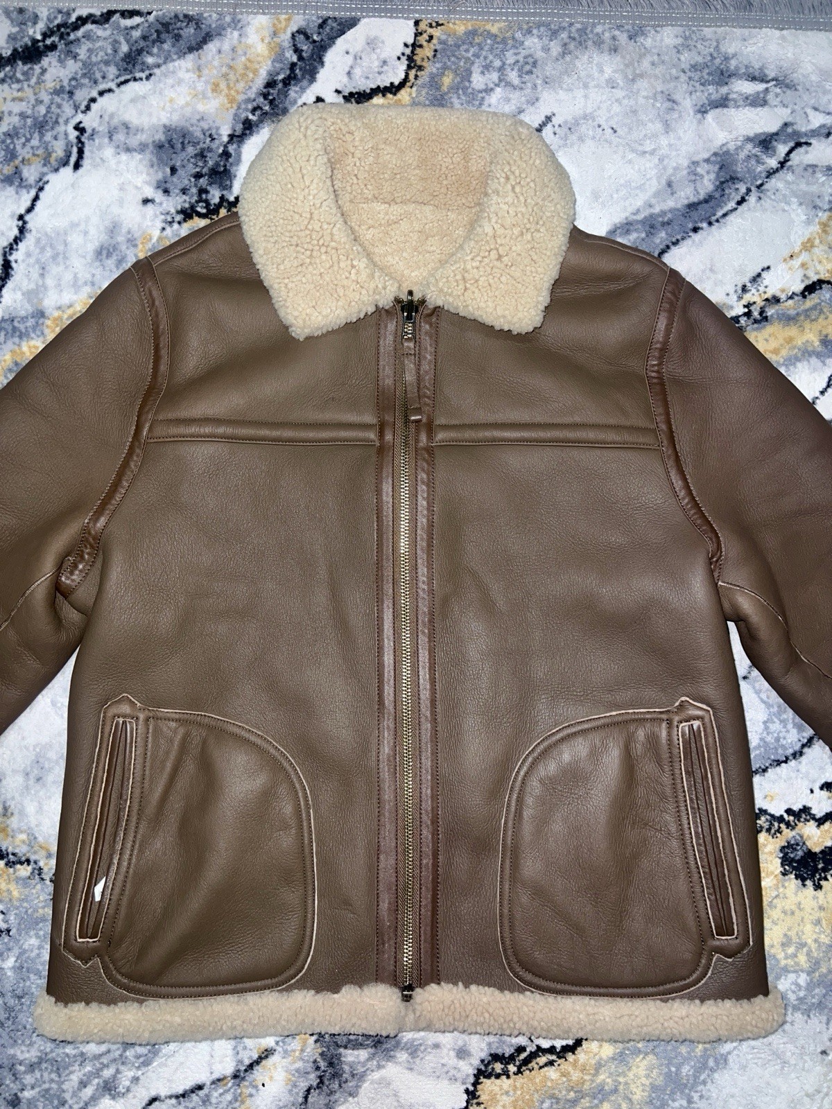 Vince Authentic Reversible Men's Shearling Coat Jacket Size L $1,695 Beige