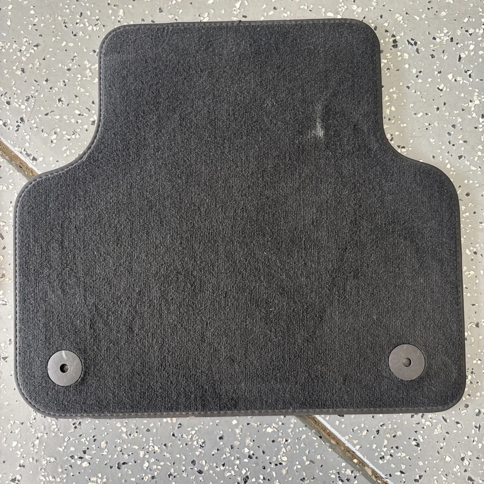 Tapetes de assoalho 2016-2024 Audi Q7 fabricante de equipamento original 4 peças BBETHYP51 preto - Imagem 2 de 4