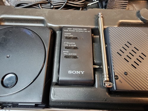 FOR PARTS/POWERS ON SONY ICF-SW1 + ACCESSORIES + HARD CARRYING CASE - Picture 11 of 14