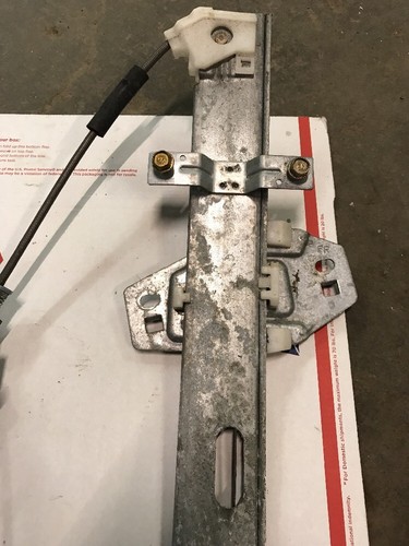 98-02 HONDA ACCORD WINDOW REGULATOR MOTOR RH PASSENGER FRONT OEM 99 00 01 4-DR - Picture 4 of 8