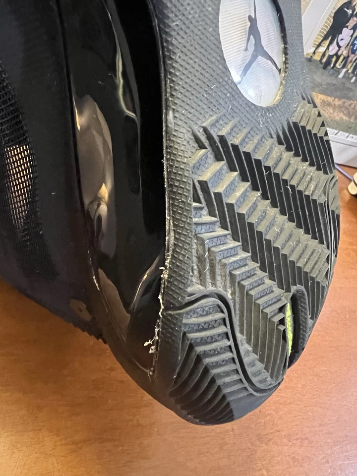 Air Jordan 34 Black Cat XXXIV Basketball Shoes Youth 5.5 Pre Owned - Image 4 of 4