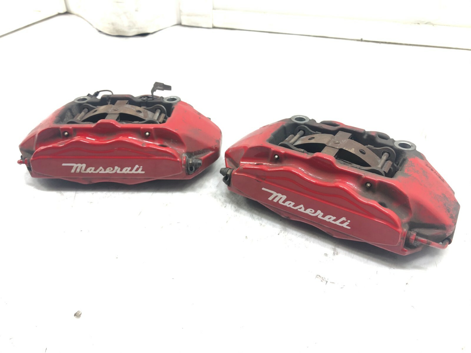 2014-2020 MASERATI GHIBLI FRONT BRAKE CALIPERS X2 OEM.