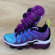 purple vapormax plus women's