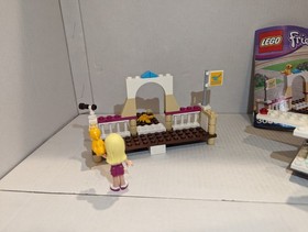 LEGO Friends set 3063 Heartlake Flying Club 