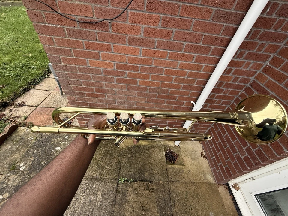 Trumpet Gold with Case and Accessories #1001 - Image 4 of 4